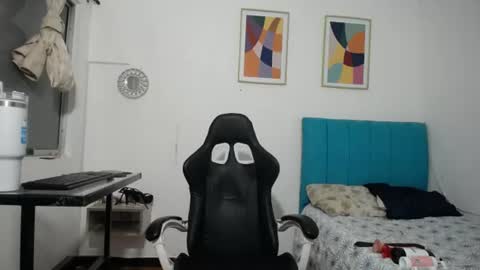 madisson_jones18 online show from 06-16-26, 06:10