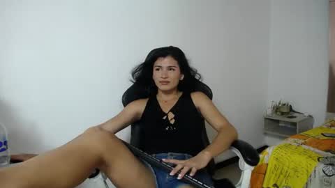 madisson_jones18 online show from 07-30-26, 07:13