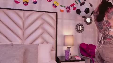 MadissonPayton online show from 07-02-26, 02:12
