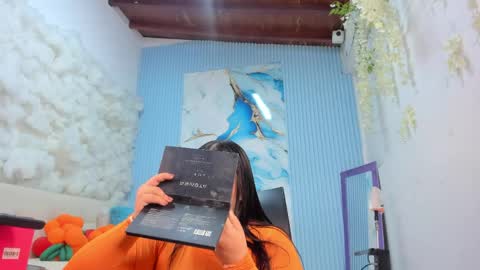 Madoka online show from 04-16-26, 12:06