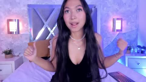 Snapshot of mady_roa chatting on 06-05-26, 03:13 Mady Roa online show from 06-05-26, 03:13