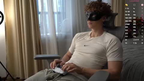 Mike XMaestro 3369 online show from 03-04-26, 02:12