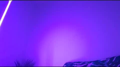 maevalova online show from 10-15-25, 04:45