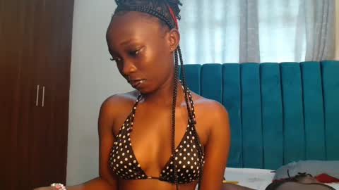 Maeve online show from 12-12-24, 09:19