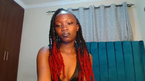 Maeve online show from 01-04-25, 05:47