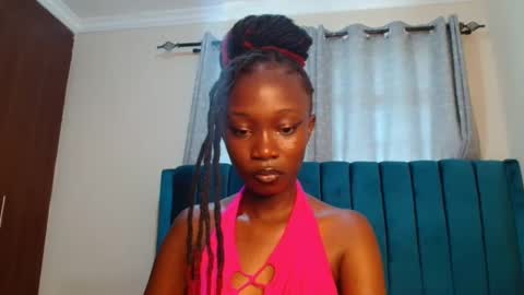 Maeve online show from 01-07-25, 11:05