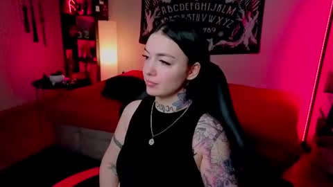 Snapshot of magic_alie chatting on 07-03-26, 08:15 Magic Allie online show from 07-03-26, 08:15