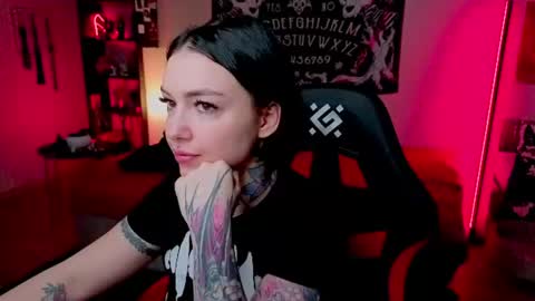 Snapshot of magic_alie chatting on 07-05-26, 08:38 Magic Allie online show from 07-05-26, 08:38