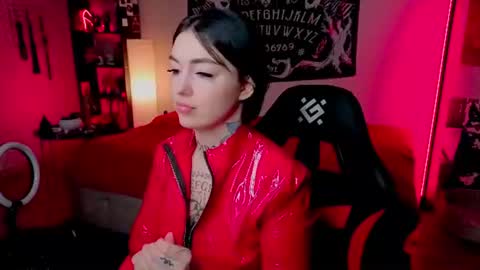 Snapshot of magic_alie chatting on 07-07-26, 08:24 Magic Allie online show from 07-07-26, 08:24