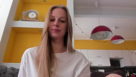 Alice  online show from 05-29-26, 01:09