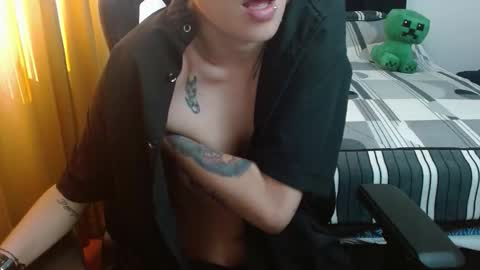 Snapshot of magic_jadee chatting on 01-09-26, 02:53 Jade online show from 01-09-26, 02:53