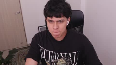 Snapshot of magic_tony chatting on 03-28-26, 06:07 Tony Hoffa online show from 03-28-26, 06:07