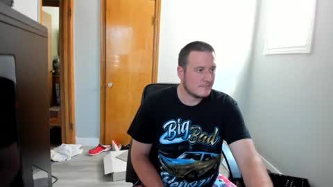 Snapshot of magicman176 chatting on 07-19-26, 03:16 Magic176 online show from 07-19-26, 03:16