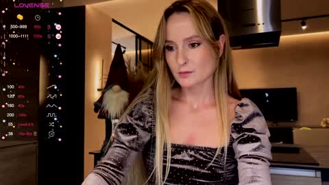 Snapshot of magicpeaach chatting on 12-20-24, 07:39 magicpeaach online show from 12-20-24, 07:39