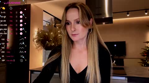 Snapshot of magicpeaach chatting on 01-13-25, 06:59 magicpeaach online show from 01-13-25, 06:59