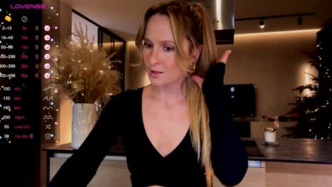 Snapshot of magicpeaach chatting on 01-16-25, 06:48 magicpeaach online show from 01-16-25, 06:48