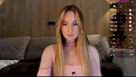 Snapshot of magicpeaach chatting on 02-13-25, 12:32 magicpeaach online show from 02-13-25, 12:32