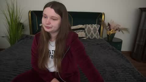 Emily online show from 06-12-26, 06:23