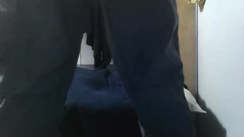 Snapshot of magicstick8049 chatting on 04-12-26, 09:36 magicstick8049 online show from 04-12-26, 09:36