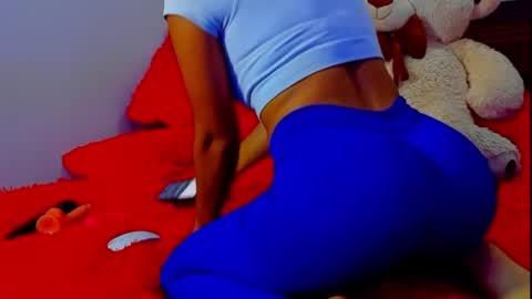 Maia Bronce online show from 05-23-26, 01:59