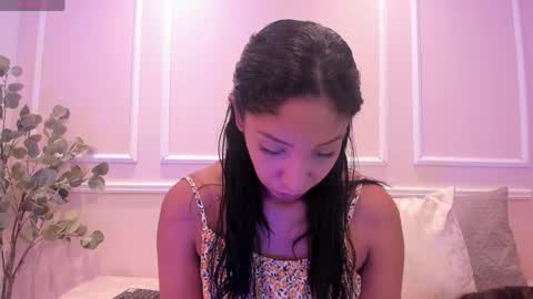Maia online show from 04-30-26, 02:29