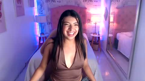 Snapshot of maia_reficco chatting on 06-25-26, 03:05 Maia Reficco online show from 06-25-26, 03:05