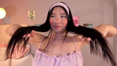 Maia online show from 04-12-26, 03:06