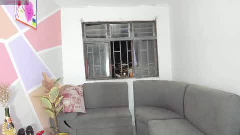   online show from 06-01-26, 12:12
