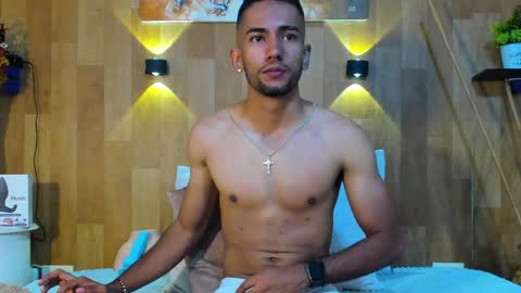 maicolparker0 online show from 04-05-26, 02:36