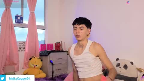 maiky_cooper01 online show from 03-21-26, 02:31