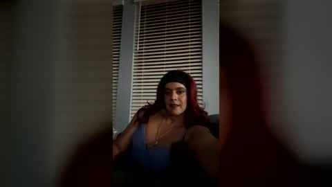 Snapshot of maira83cd chatting on 06-28-26, 04:18 Maira online show from 06-28-26, 04:18