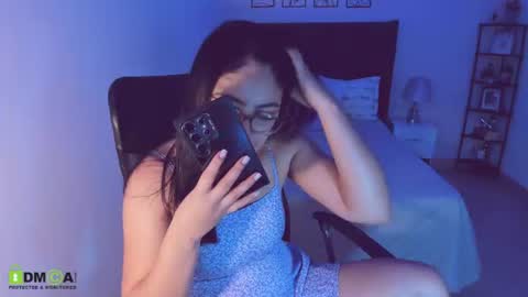 Snapshot of maite_kanes chatting on 06-21-26, 11:51 Maite online show from 06-21-26, 11:51
