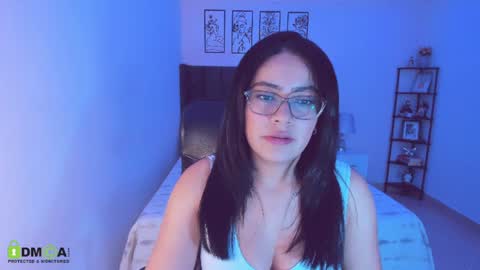 Snapshot of maite_kanes chatting on 07-15-26, 05:23 Maite online show from 07-15-26, 05:23