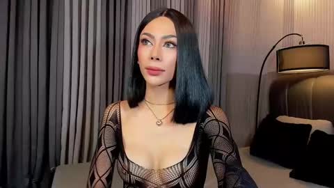 Snapshot of majesticfrancine chatting on 02-03-25, 04:41 Lovely online show from 02-03-25, 04:41