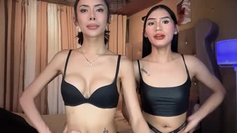 Snapshot of majesticfrancine chatting on 12-22-25, 03:03 Lovely online show from 12-22-25, 03:03