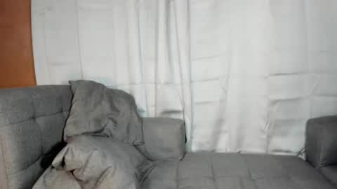 Snapshot of majestictsnathalie chatting on 03-06-26, 08:55 Natalieloves online show from 03-06-26, 08:55