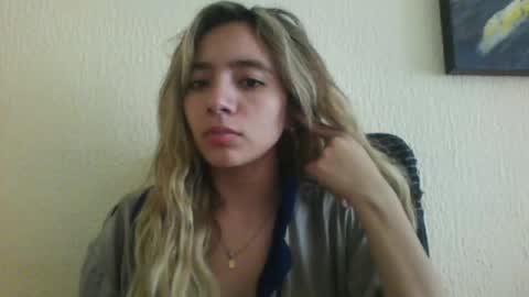 majo_gomezz online show from 12-01-25, 03:50