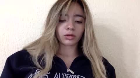 majo_gomezz online show from 05-21-26, 01:56