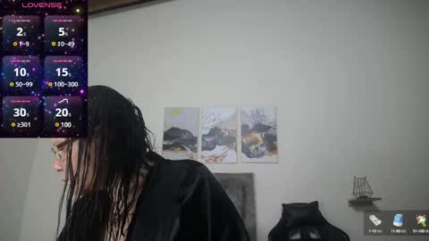 Snapshot of majo_leal_ chatting on 01-29-25, 10:37 majo online show from 01-29-25, 10:37