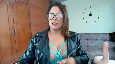 Majo Soussa online show from 05-19-26, 03:07
