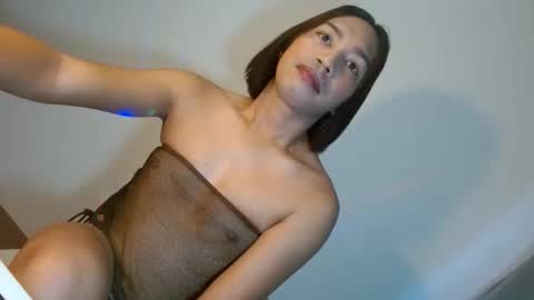 Snapshot of makeit_reyn chatting on 06-08-26, 11:49 Reyn online show from 06-08-26, 11:49