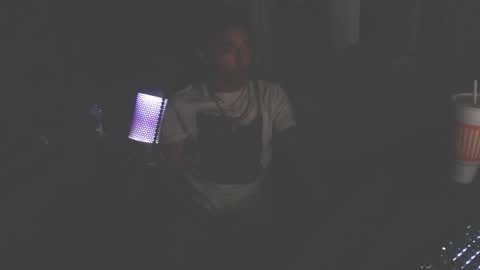 Snapshot of makhulu0 chatting on 06-01-26, 04:36 makhulu0 online show from 06-01-26, 04:36
