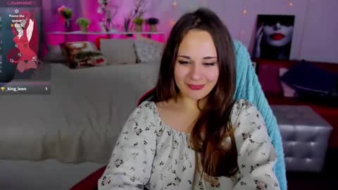 Snapshot of makima_lee chatting on 02-22-25, 01:46 Makima online show from 02-22-25, 01:46