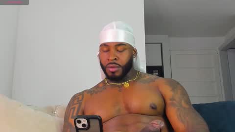 Snapshot of makonneen chatting on 01-11-26, 04:17 Makonnen online show from 01-11-26, 04:17