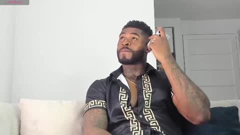 Snapshot of makonneen chatting on 06-24-26, 01:59 Makonnen online show from 06-24-26, 01:59
