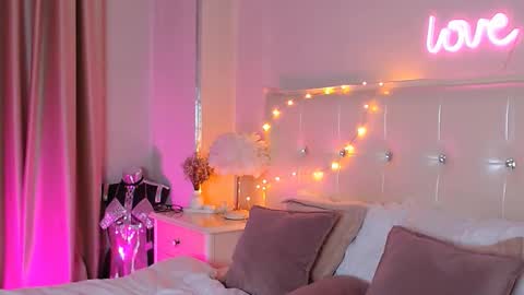 Lia  online show from 01-12-26, 03:56