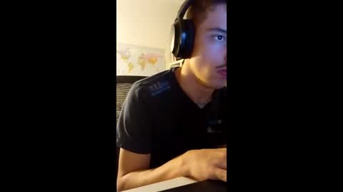 male20y online show from 05-08-26, 01:22