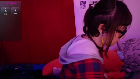 Mar  Alicia     Rosie  v A L I C I A W I T C -  Meg Cherie online show from 05-08-26, 04:07