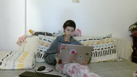 Snapshot of malitamuymal22 chatting on 05-14-26, 03:13 Malita online show from 05-14-26, 03:13