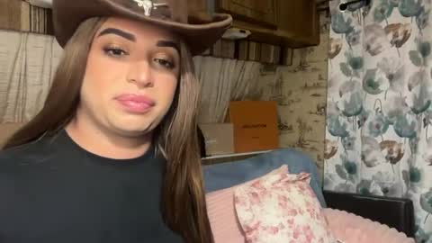 Snapshot of malliemal55 chatting on 06-22-26, 03:25 malliemal55 online show from 06-22-26, 03:25